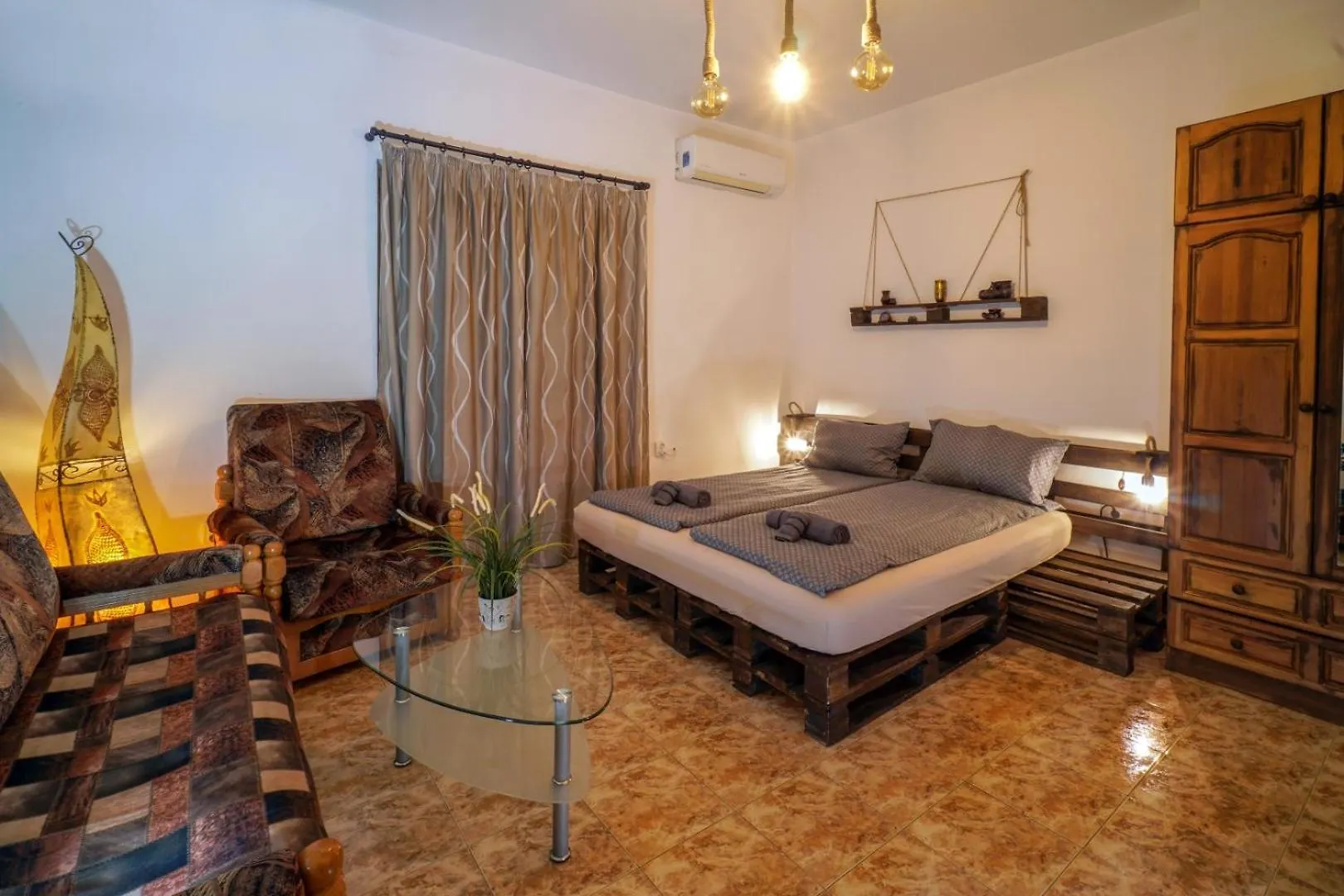 Central Halls Apartment София